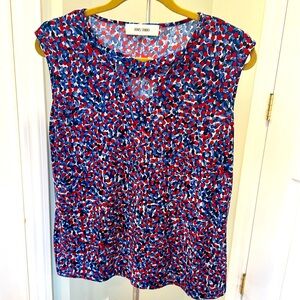 Bold Red and Blue Pattern Shirt – A Statement Piece for Any Wardrobe!